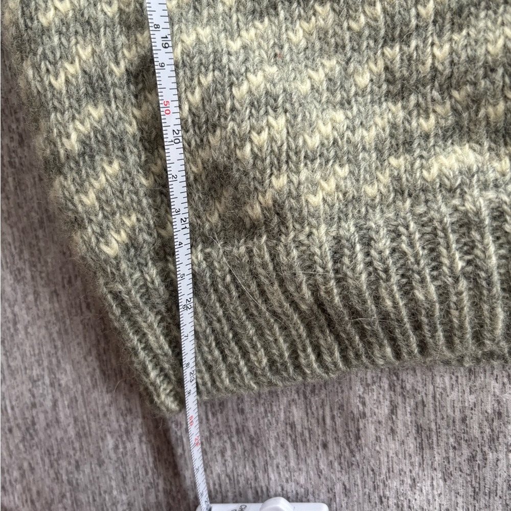 100% Wool L.L. Bean Vintage Gray Button-Up Cardigan - Picture 7 of 7
